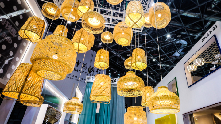 香港举办灯饰展云集约3000环球商家